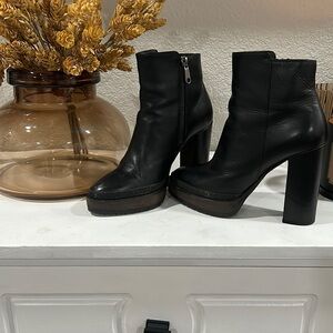 Brunello Cucinelli Black Leather Heeled Monili Trim Boots